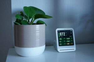 Why Desk Air Quality Affects Comfort