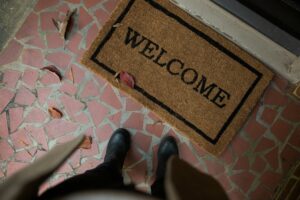 The Home Freshness Products People Use in Entryways
