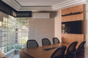 Why Office Corners Trap Stale Air