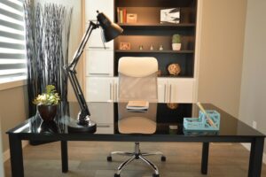 How to Make a Tiny Office Feel Fresher