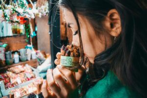 How to Make a Tiny Room Smell Better Fast