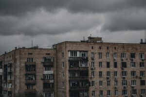 Why Your Apartment Holds Smells Longer Than Expected